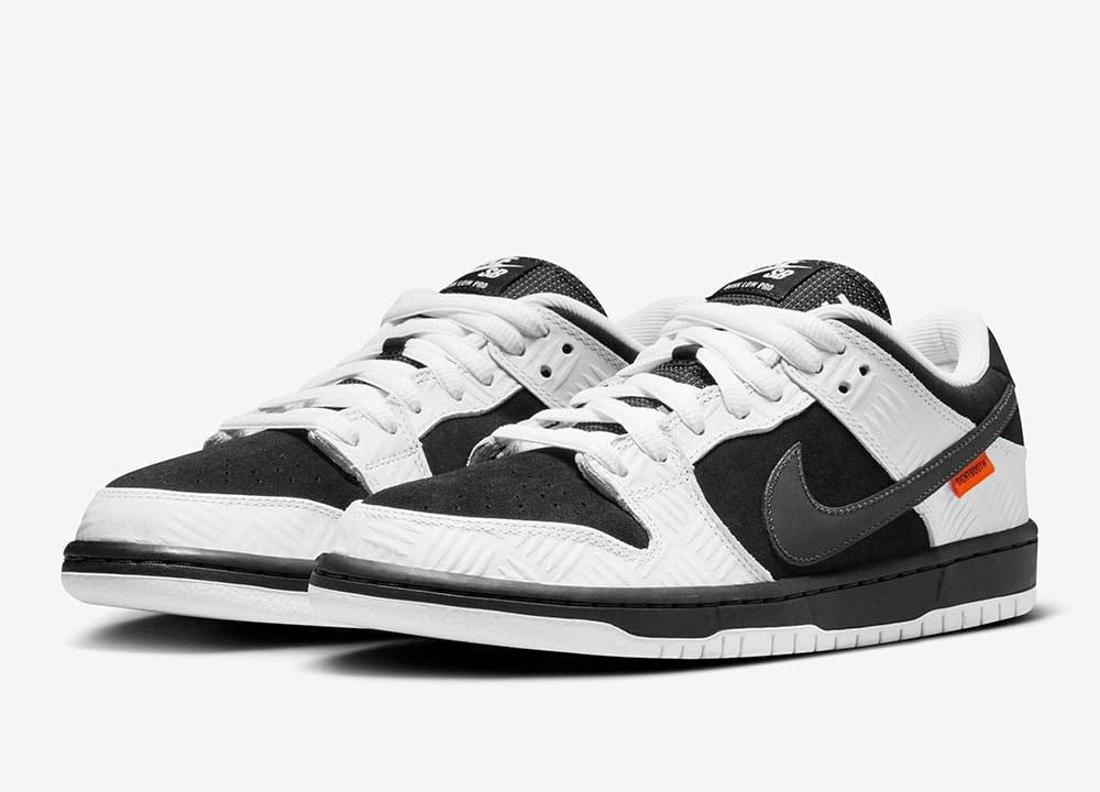 Nike SB Dunk Low TIGHTBOOTH